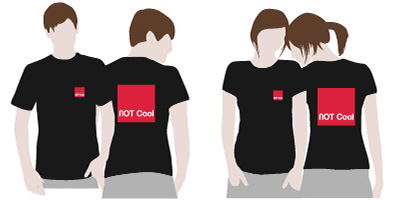 schets van zwarte t-shirts voor dames en heren met opdruk van logo in 2 kleuren vooraan en achteraan